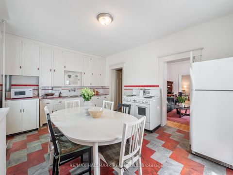 Photo 17 at 326 Cedarvale Avenue, Lumsden, Toronto