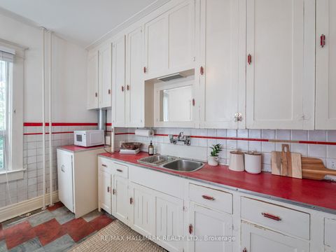 Photo 19 at 326 Cedarvale Avenue, Lumsden, Toronto