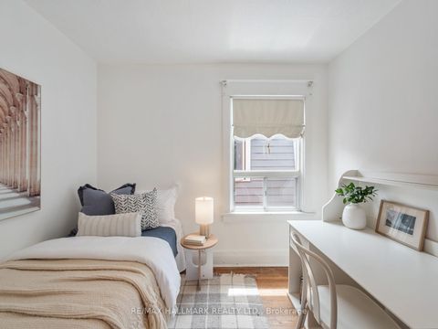 Photo 27 at 326 Cedarvale Avenue, Lumsden, Toronto