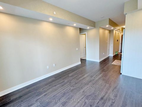 Photo 11 at 706 - 30 Inn On The Park Drive, Don Mills, Toronto