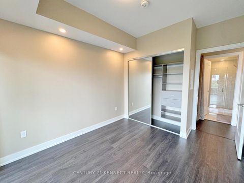 Photo 15 at 706 - 30 Inn On The Park Drive, Don Mills, Toronto