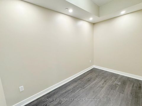 Photo 17 at 706 - 30 Inn On The Park Drive, Don Mills, Toronto