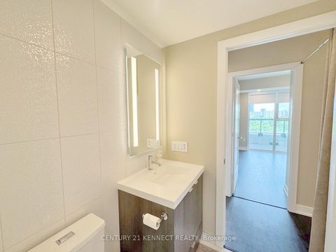 Photo 20 at 706 - 30 Inn On The Park Drive, Don Mills, Toronto