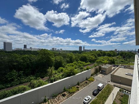 Photo 26 at 706 - 30 Inn On The Park Drive, Don Mills, Toronto