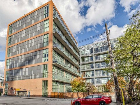 Photo 1 at 718 - 5 Hanna Avenue, Niagara, Toronto