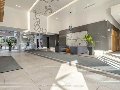 Photo 4 at 718 - 5 Hanna Avenue, Niagara, Toronto