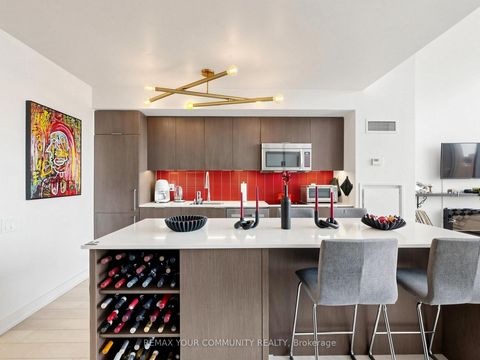 Photo 15 at 718 - 5 Hanna Avenue, Niagara, Toronto