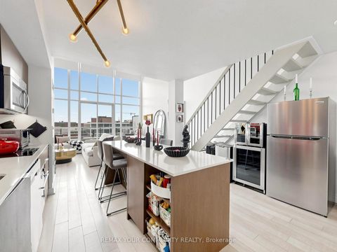 Photo 16 at 718 - 5 Hanna Avenue, Niagara, Toronto