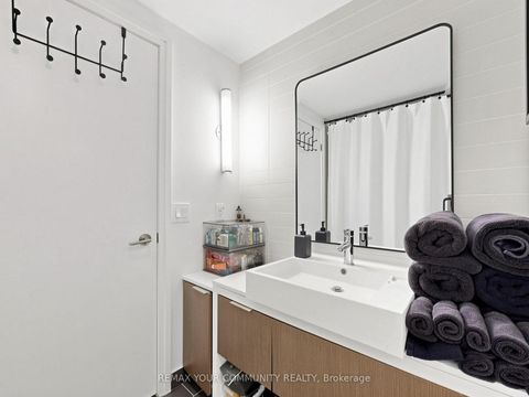Photo 30 at 718 - 5 Hanna Avenue, Niagara, Toronto