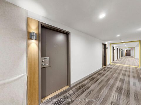 Photo 32 at 718 - 5 Hanna Avenue, Niagara, Toronto