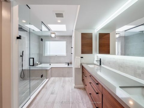 Photo 32 at 8 Foxdale Court, Steeles, Toronto