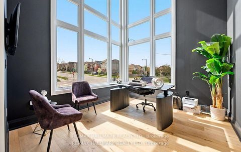 Photo 4 at 119 Pointon Street, Bayview Northeast, Aurora