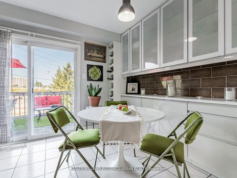 Photo 15 at 219 Touchstone Drive, Amesbury, Toronto