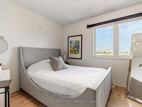 Photo 25 at 219 Touchstone Drive, Amesbury, Toronto