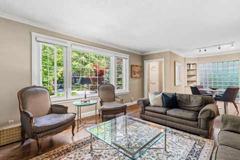 Photo 5 at 16 Princeton Road, Kingsway South, Toronto