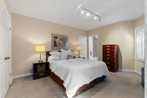 Photo 17 at 16 Princeton Road, Kingsway South, Toronto