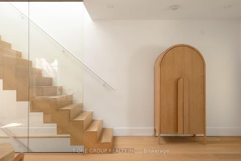 Photo 4 at 261 Margueretta Street, Dufferin Grove, Toronto
