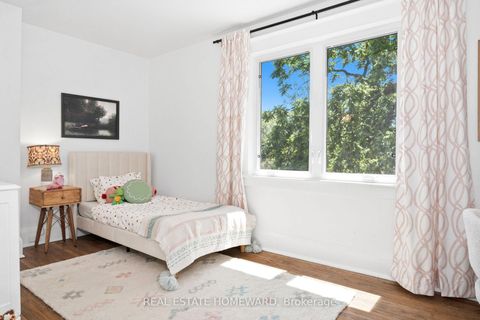 Photo 26 at 149 Wolverleigh Boulevard, Danforth, Toronto