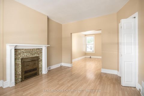 Photo 3 at 158 Yarmouth Road, Junction, Toronto