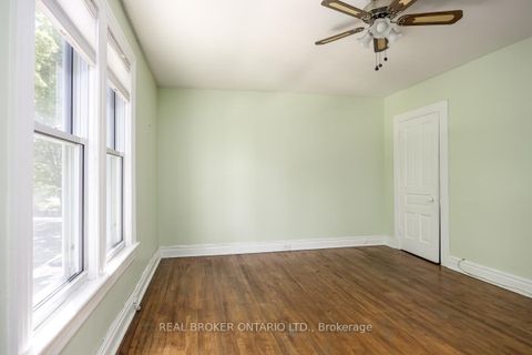 Photo 16 at 158 Yarmouth Road, Junction, Toronto