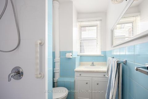Photo 20 at 158 Yarmouth Road, Junction, Toronto