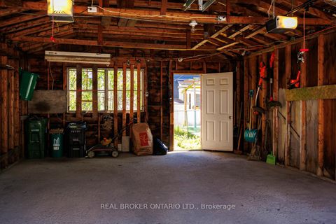 Photo 24 at 158 Yarmouth Road, Junction, Toronto
