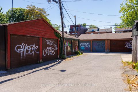 Photo 25 at 158 Yarmouth Road, Junction, Toronto