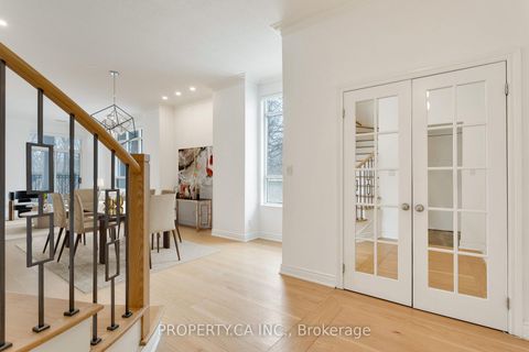 Photo 2 at 105 - 2 Aberfoyle Crescent, City Centre West, Toronto
