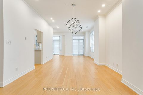 Photo 18 at 105 - 2 Aberfoyle Crescent, City Centre West, Toronto