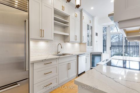 Photo 20 at 105 - 2 Aberfoyle Crescent, City Centre West, Toronto