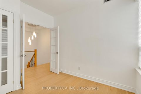 Photo 24 at 105 - 2 Aberfoyle Crescent, City Centre West, Toronto