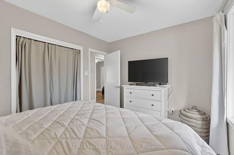 Photo 19 at 1587 Mount Albert Road, Sharon, East Gwillimbury