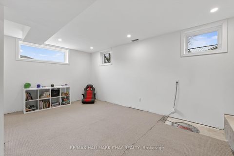 Photo 35 at 1587 Mount Albert Road, Sharon, East Gwillimbury