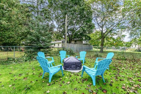 Photo 36 at 1587 Mount Albert Road, Sharon, East Gwillimbury