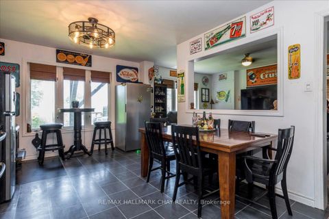 Photo 3 at 736 Lakelands Avenue, Alcona, Innisfil