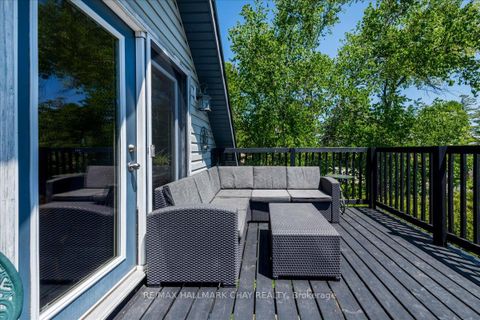 Photo 12 at 736 Lakelands Avenue, Alcona, Innisfil