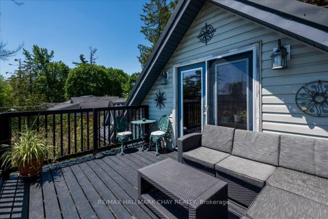 Photo 15 at 736 Lakelands Avenue, Alcona, Innisfil