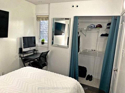 Photo 2 at 610 - 12 Sudbury Street, Niagara, Toronto