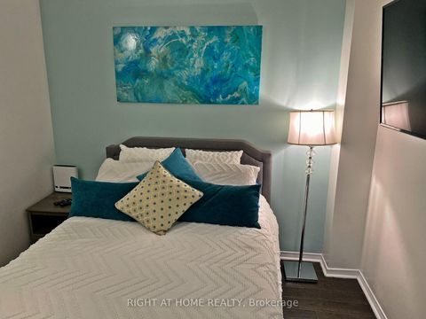 Photo 3 at 610 - 12 Sudbury Street, Niagara, Toronto