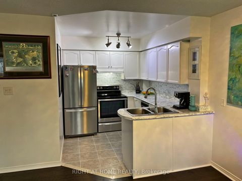 Photo 16 at 610 - 12 Sudbury Street, Niagara, Toronto