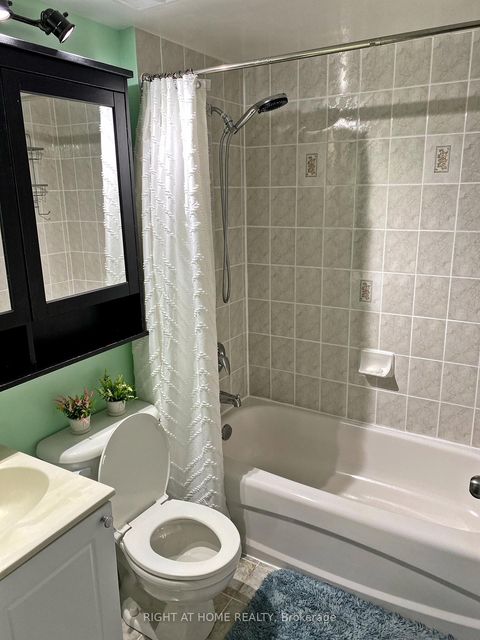 Photo 22 at 610 - 12 Sudbury Street, Niagara, Toronto