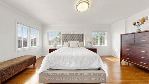 Photo 26 at 2 Mumberson Court, Cachet, Markham
