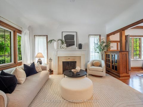 Photo 6 at 24 Waverley Road, The Beaches, Toronto