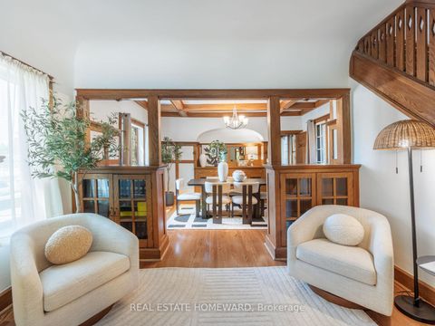 Photo 10 at 24 Waverley Road, The Beaches, Toronto