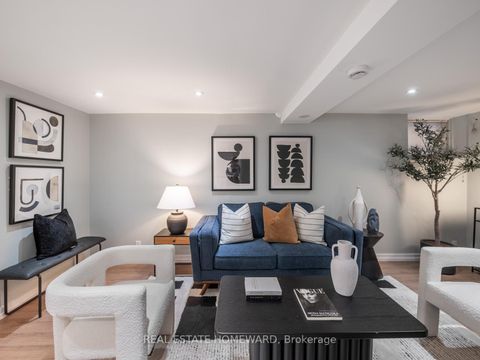 Photo 41 at 24 Waverley Road, The Beaches, Toronto