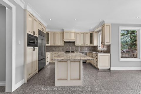 Photo 9 at 173 Holmes Avenue, Willowdale East, Toronto