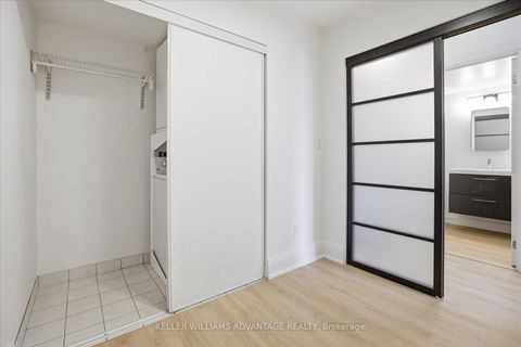 Photo 9 at 415 - 1733 Queen Street E, The Beaches, Toronto