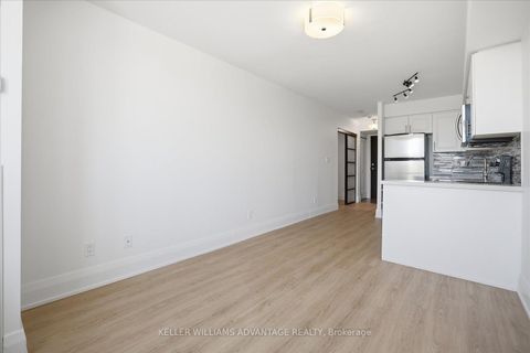 Photo 15 at 415 - 1733 Queen Street E, The Beaches, Toronto