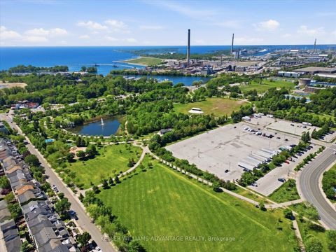 Photo 22 at 415 - 1733 Queen Street E, The Beaches, Toronto