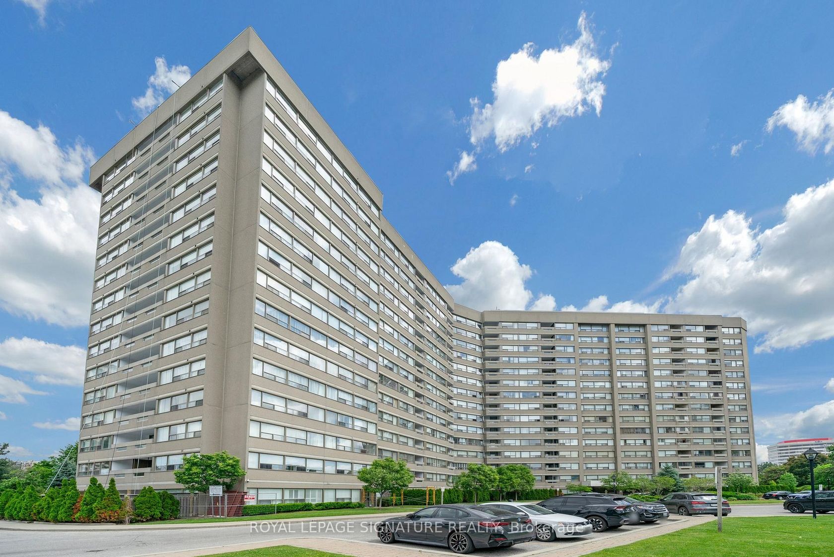 212 - 475 The West Mall, Etobicoke West Mall, Toronto photo number 2